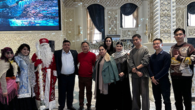 2024年，武汉耦合医学和中亚的小伙伴一起跨年！