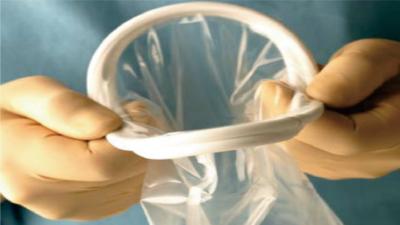 切口牵开固定器 vs 传统金属拉钩：核心优势对比-武汉耦合医学