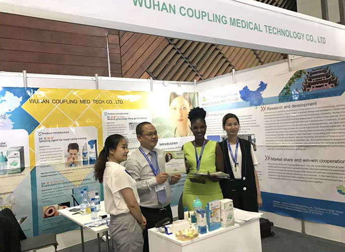 武汉耦合医学-肯尼亚国际医疗展会现场